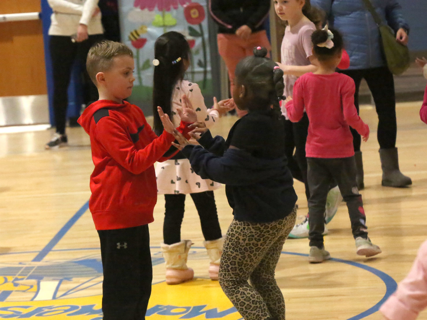 Marsh School dance and jump rope contest